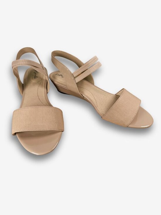 Life Stride Shoes - LifeStride Tan Wedge Sandals Wide Width Comfort Ankle Strap 11W NWOT Travel